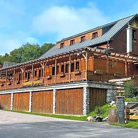 Inovecka Отель